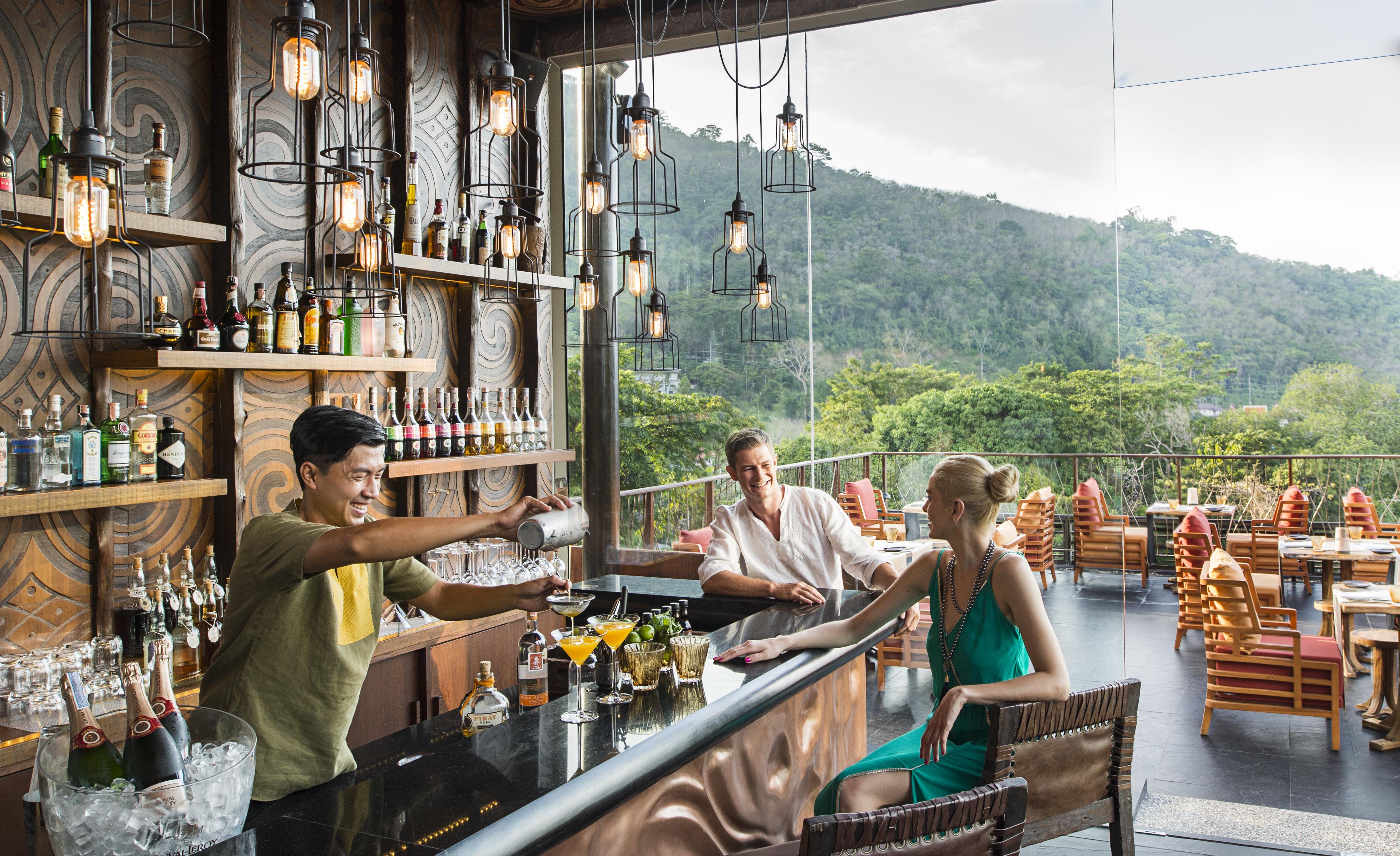 Hotel Keemala Kamala Beach Exterior foto The bar at the Sky Bar