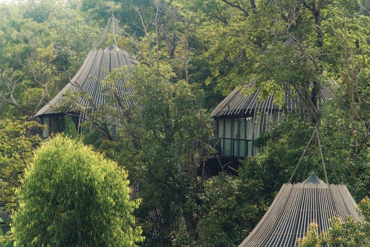 Hotel Keemala Kamala Beach Exterior foto The Treehouse Villas